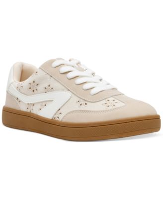 VOYAGE FOOTWEAR