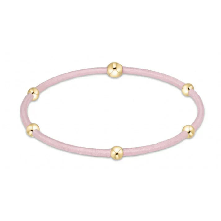 "e"ssentials Light Pink