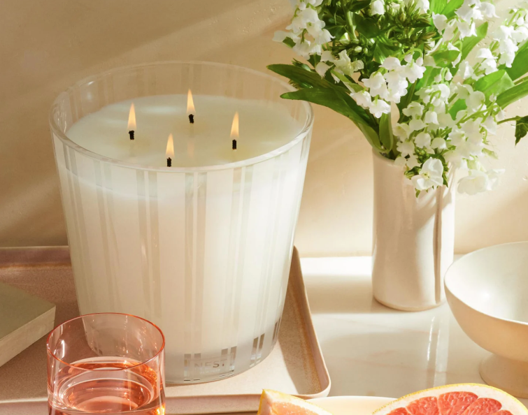 Luxury Candle 47.3oz GRAPEFRUIT
