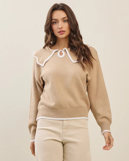 SCALLOP EDGE CONTRAST SWEATER TOP