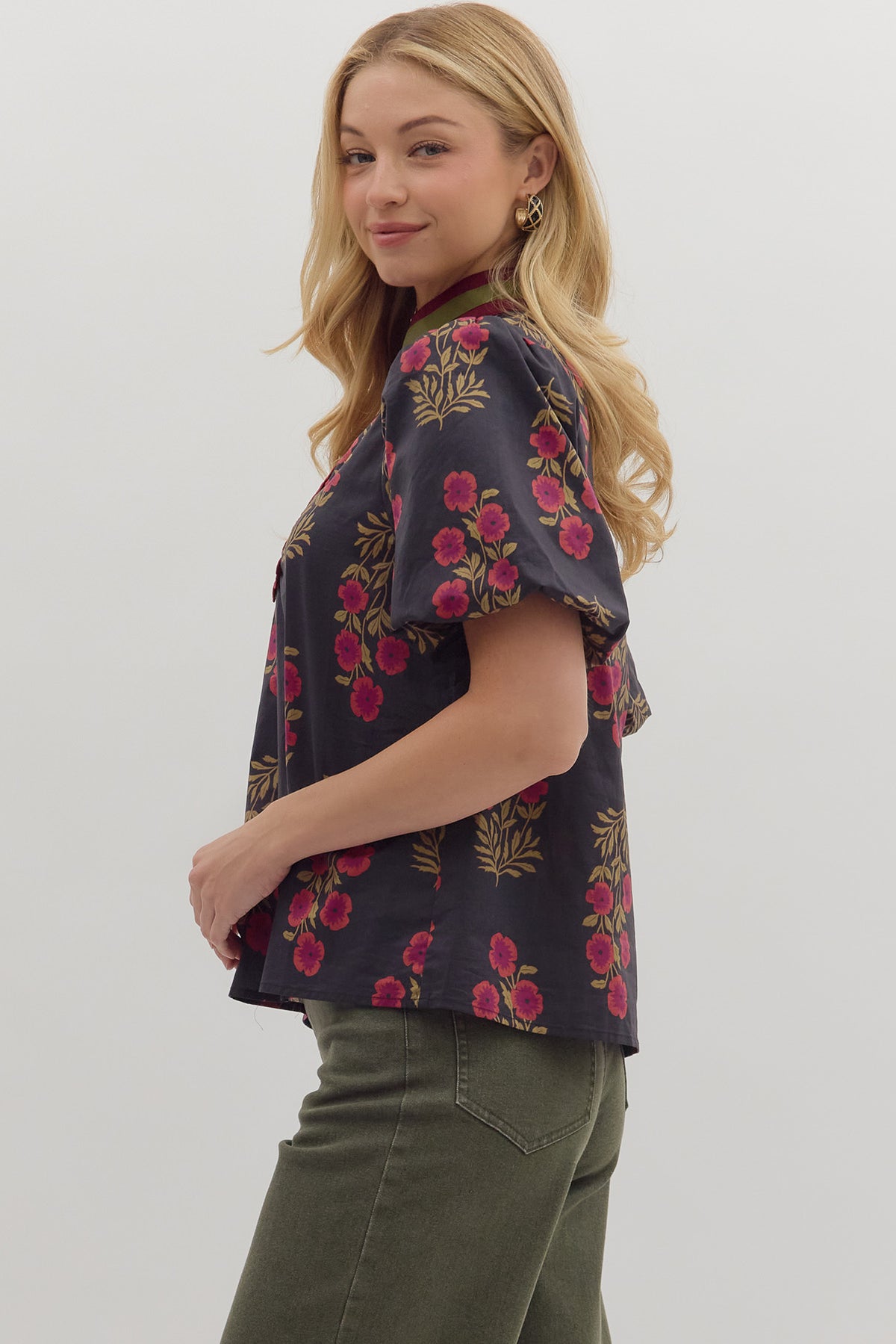 Floral print short bubble sleeve top