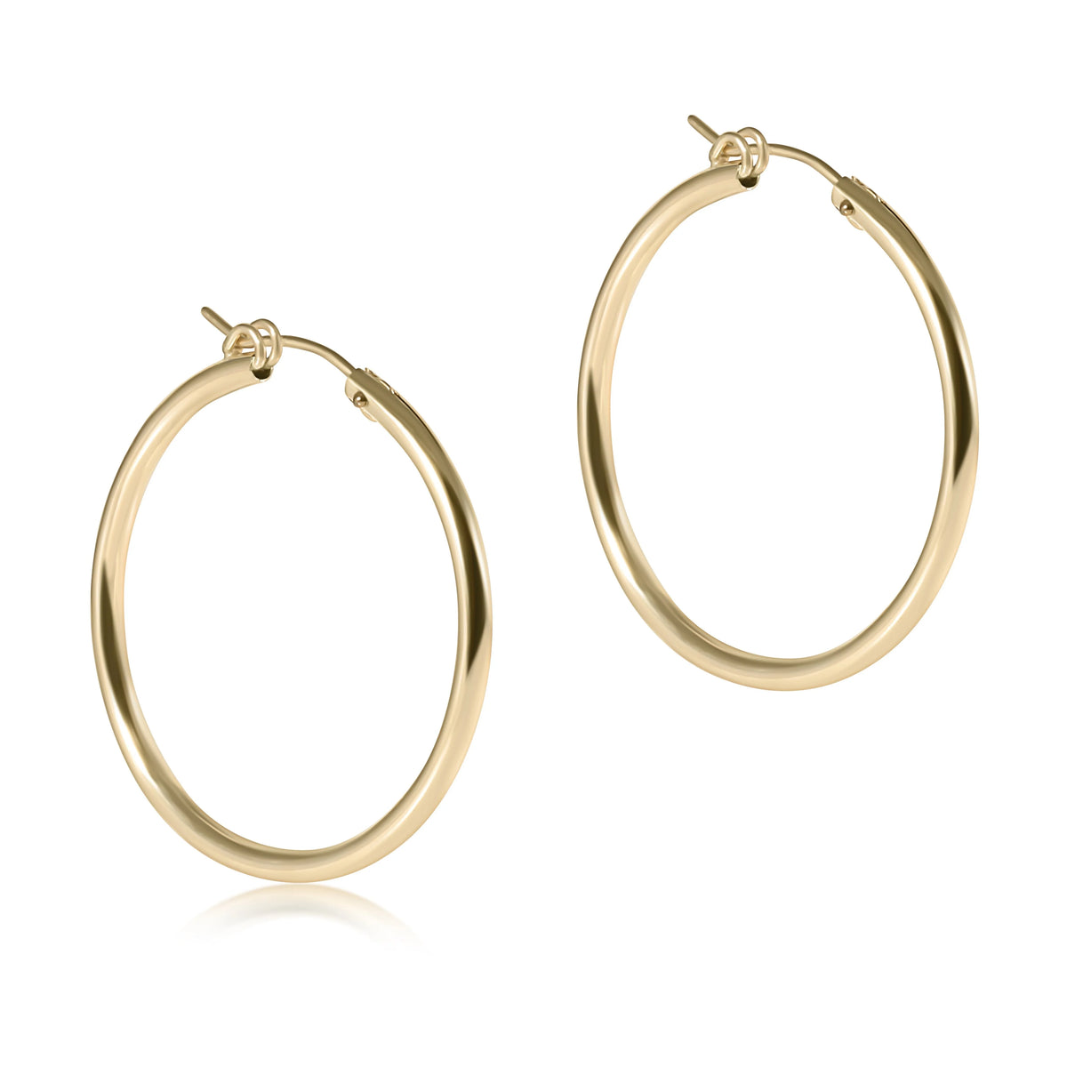 Scalloped Round Gold 1.25" Hoop - Smooth