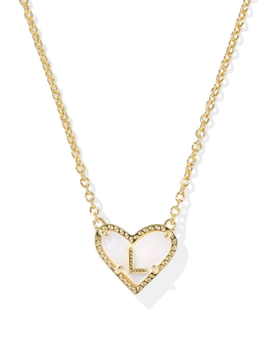 HEART LETTER L SHORT PENDANT NECKLACE GOLD IVORY MOTHER OF PEARL