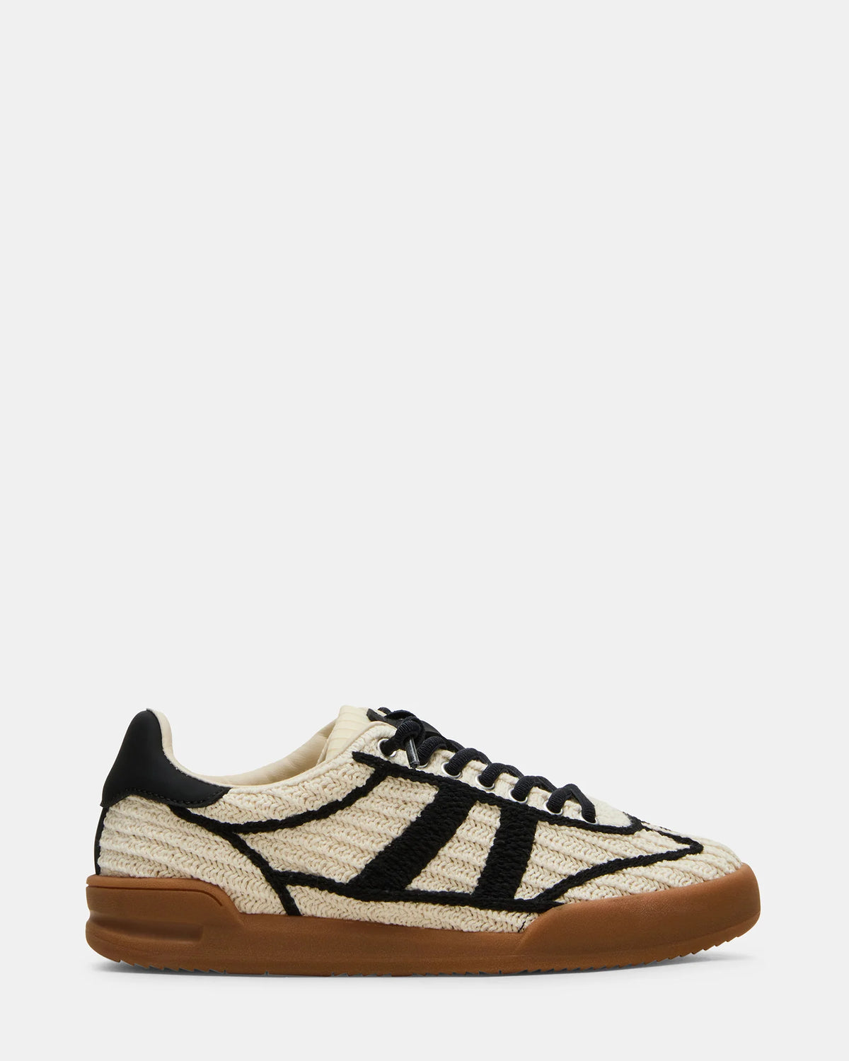 VERDICT FOOTWEAR
