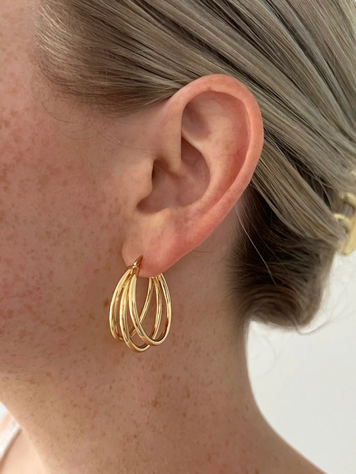 AVA HOOPS