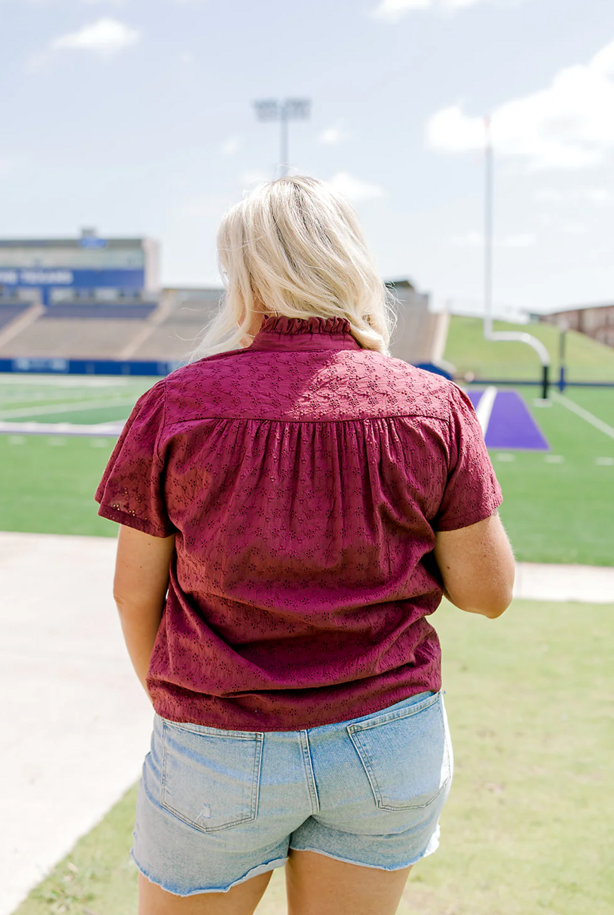 The Lilly Top XS
Maroon