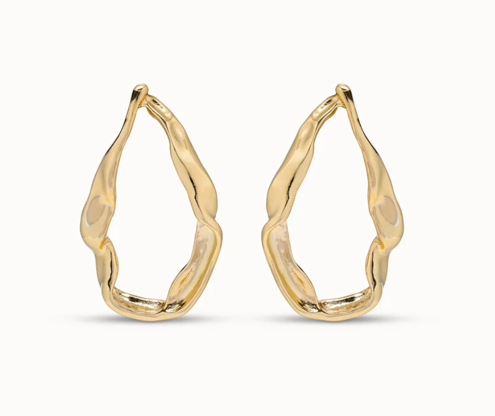 long earrings in metal clad with 18k gold.