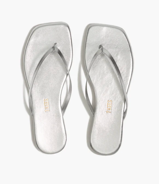 Square Toe Lily