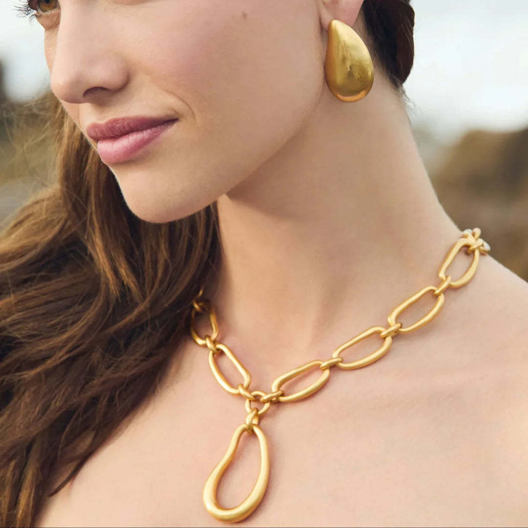 Wave Necklace Gold