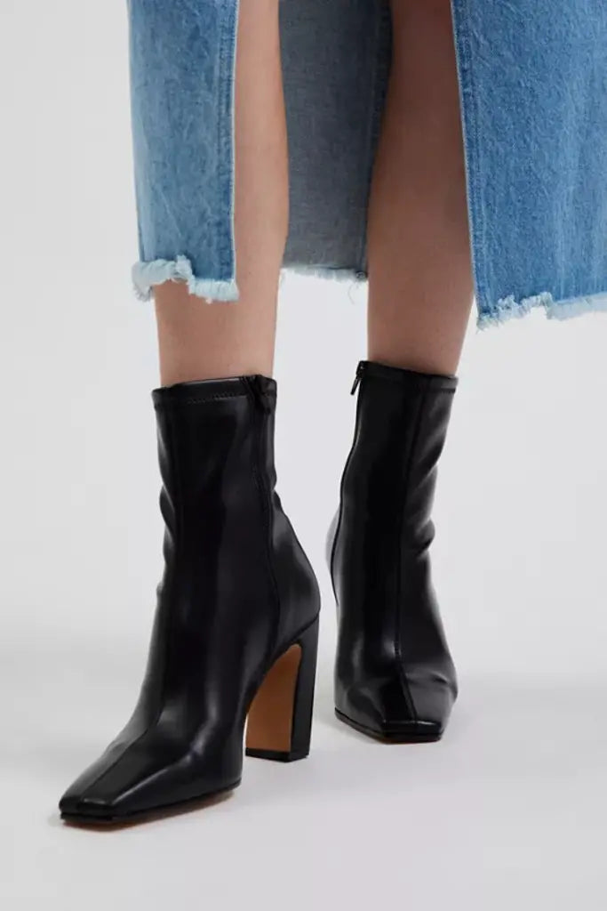 VINKA FOOTWEAR