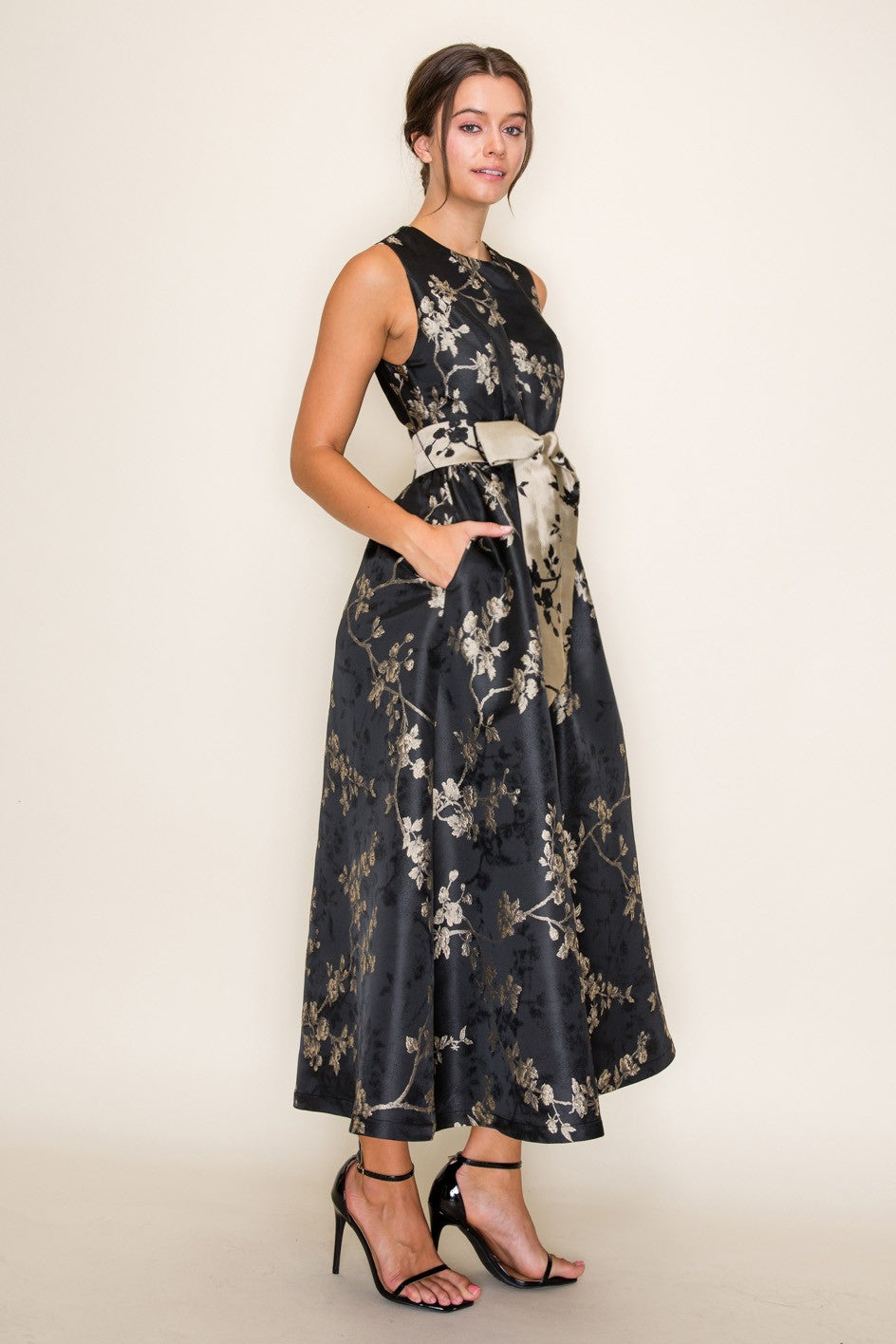 FIT & FLARE WITH BOW WAIST FLORAL JACQUARD MIDI DRESS